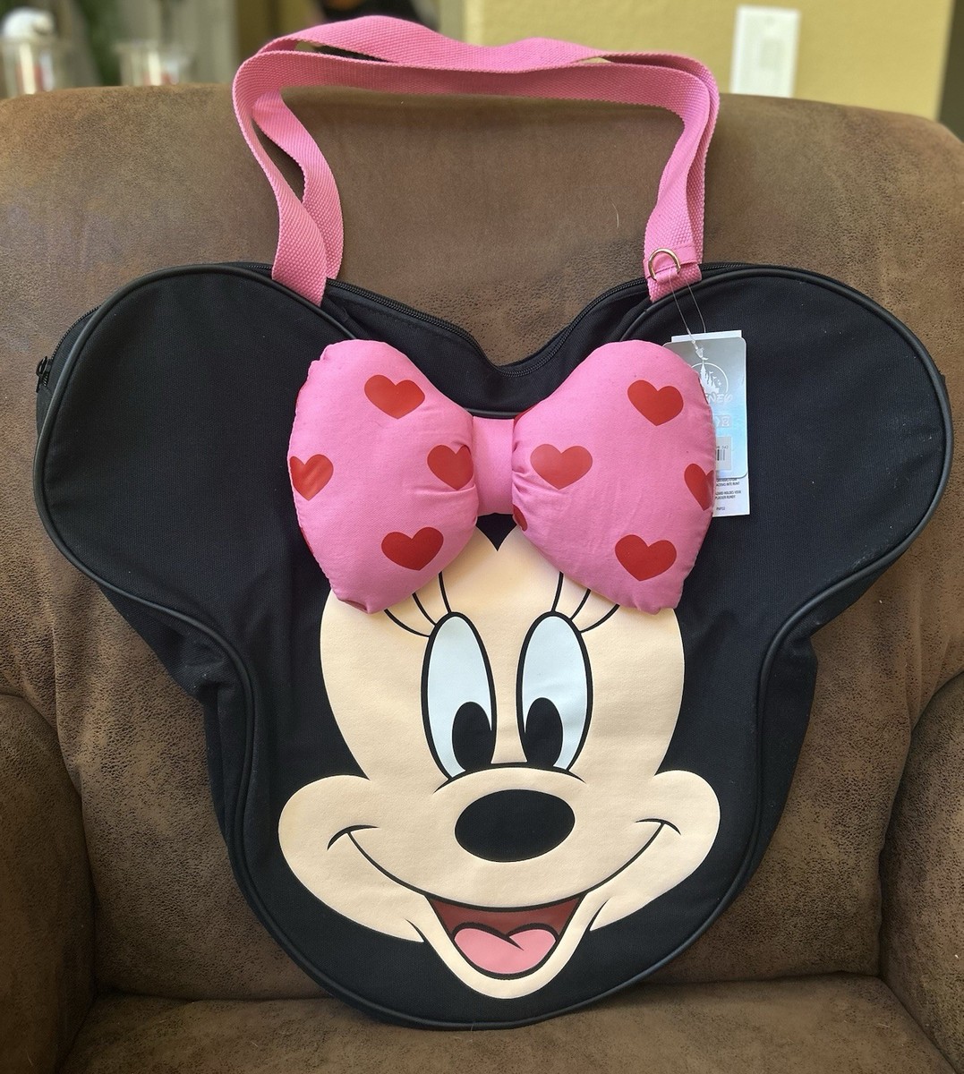 Disney Parks 2026 Minnie Mouse Valentine's Day Face Hearts Large