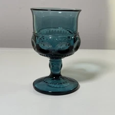 Indiana Glass King’s Crown Thumbprint Teal Goblet Glasses 4.25” Sapphire Blue