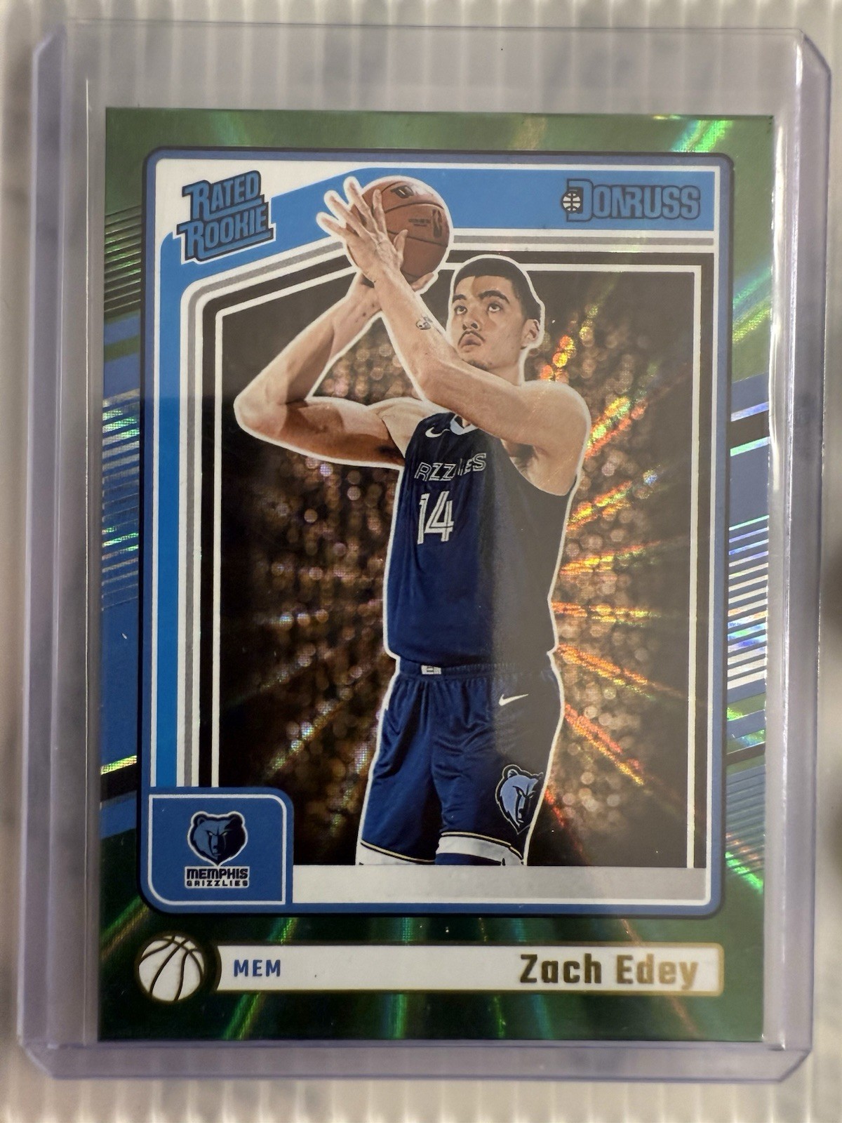 2024-25 Panini Donruss - Rated Rookie Zach Edey #239 Holo Green Laser (RC)