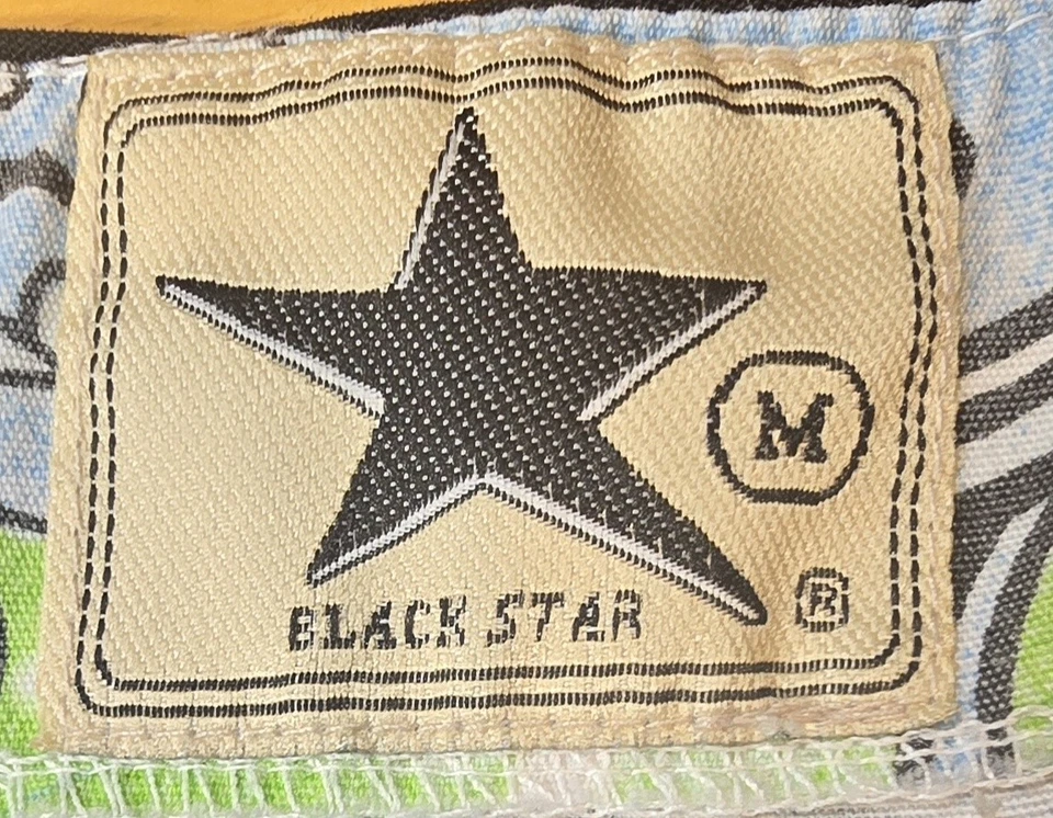 Exfoliantes Black Star, medianos, estampado floral. $5 envío cada artículo añadir $1 envío Foto 4 de 4