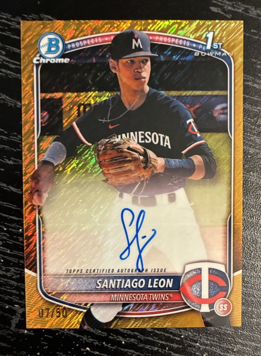 2025 Bowman Chrome Santiago Leon Auto Gold Shimmer Refractor 1st Prospect #/50