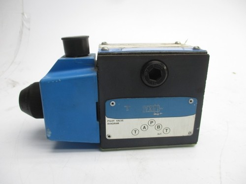 EATON DG4S4-012A-U-B-60-S324 120V .85A 3600PSI NSNP - Picture 3 of 4
