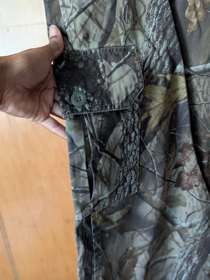Outfitters Ridge men's Camo Hunting Pants Size 14 Realtree Hardwoods - Image 3 of 4