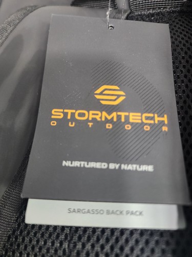 Stormtech Sargasso Backpack, Waterproof Fabric in Black, 20 Liter Capacity, New - Picture 11 of 17