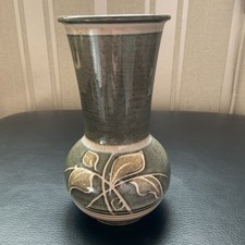VINTAGE DENBY STONEWARE VASE IN FRESCO PATTERN. GREEN BEIGE 6 3/4 Inches High.