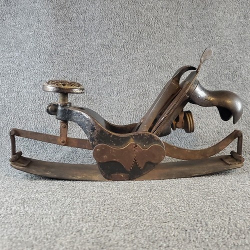 Vintage Curved Compass Plane With Stanley Sweetheart Iron