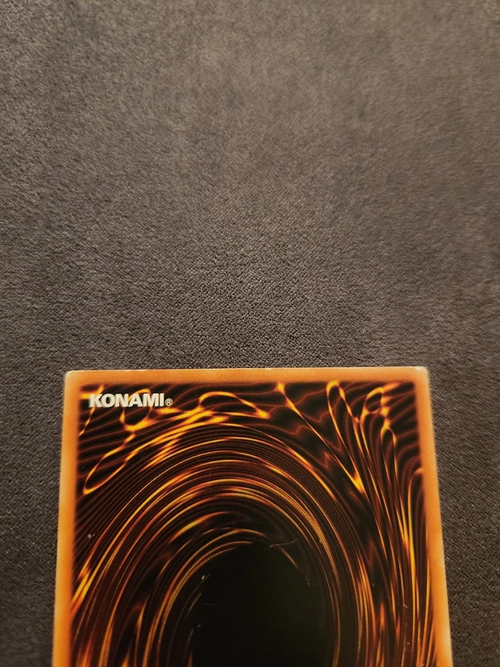 YuGiOh! *ITALIAN* Cyber Dragon CRV-IT015/CRV-EN015 Ultimate Rare LP - Image 4 of 4