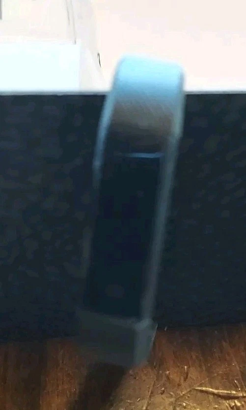 Фитнес-смартфон Razer RZ15-01290100-R3U1 Nabu X - черный - Изображение 2 из 4