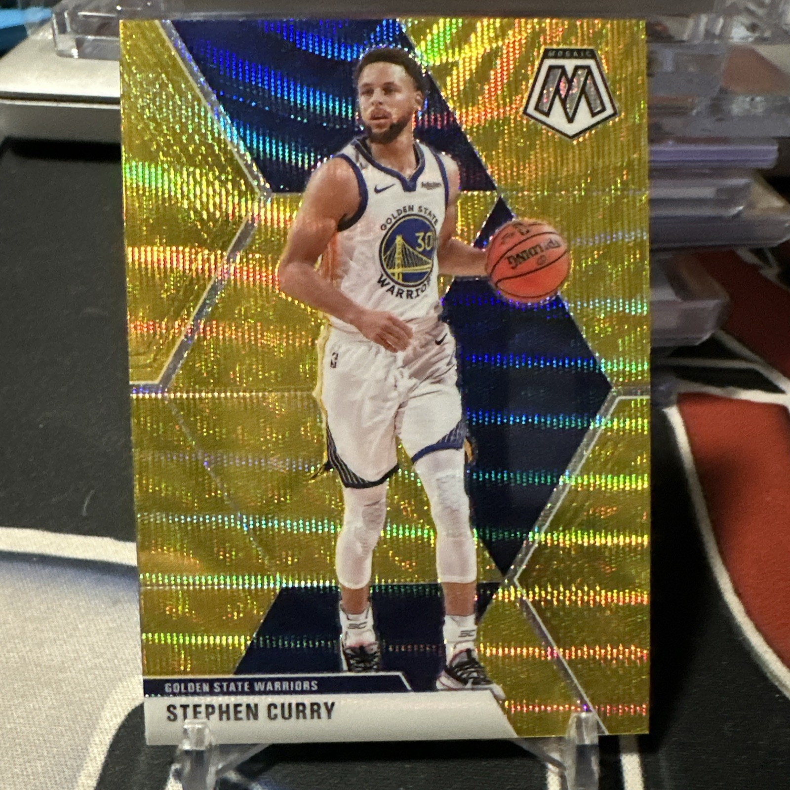 2019-20 Panini Mosaic Stephen Curry #70 Gold Wave Prizm 🔥📈