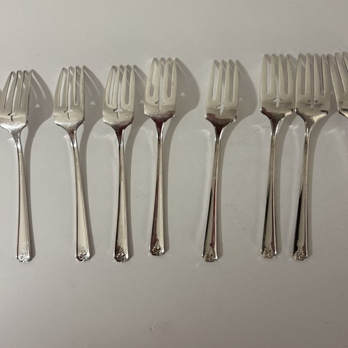 Vintage Prestige BORDEAUX Salad Forks Silverplate Flatware 1946 Set (10) - Picture 8 of 8