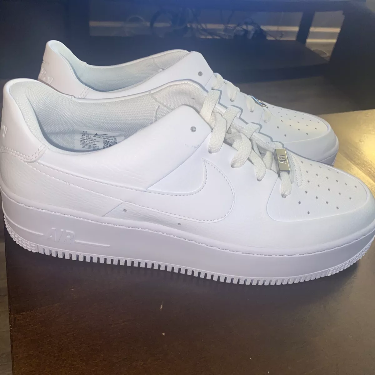 Nike af1 sage clearance low white
