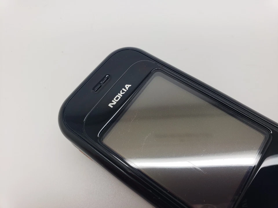 NrMint Condition Boxed Black UNLOCKED Nokia 7373 Swivel Mobile Phone 3UKPOST - Image 3 of 4