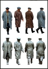 1/35 Scale Civilian Resin Figures WWII Era Men in Coats Model Kit Unassembled