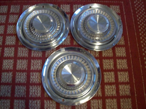 1961 Pontiac Tempest Three 15" OEM Hubcaps
