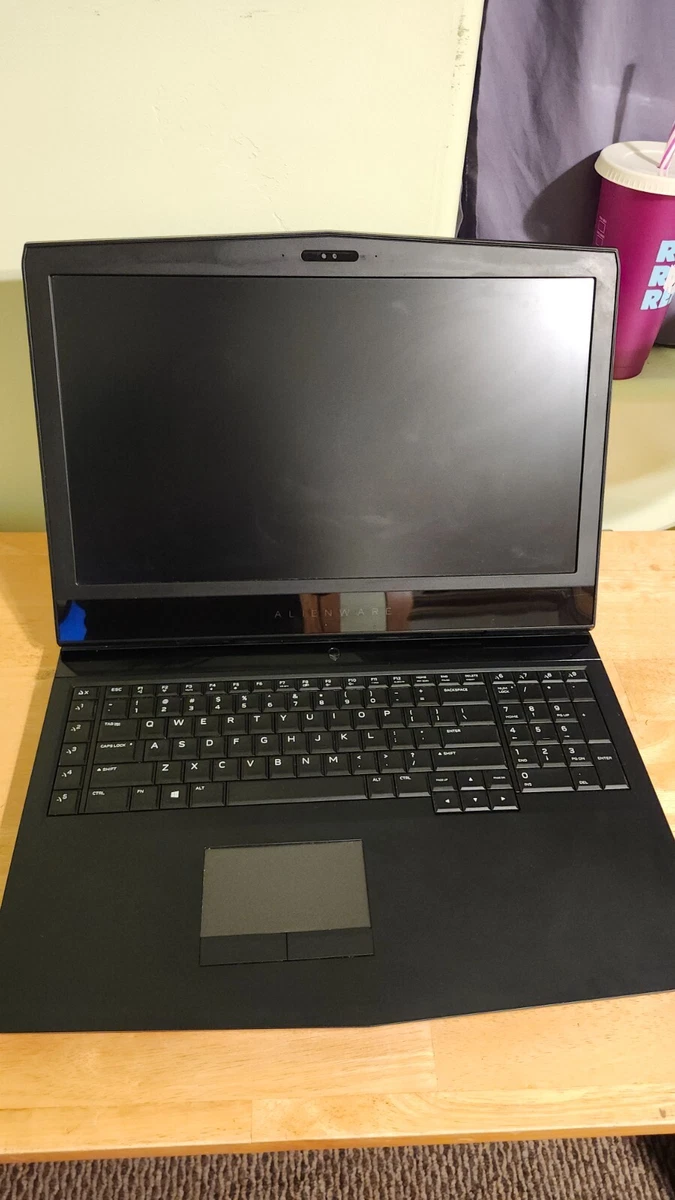 Dell Alienware 17 R4 GTX1080　ジャンク 中古ジャンク品 Dell Alienware 17 R4（P31E）GTX1080-8GB搭載・16GB