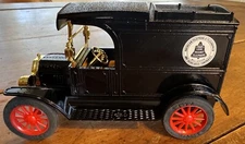 Vintage ERTL Diecast 1913 Ford Model T Van AT&T Telephone Bell System Coin Bank