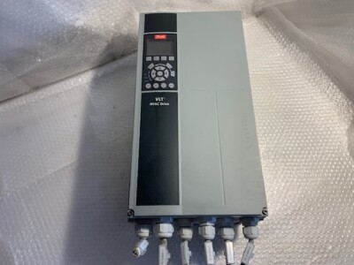 Danfoss VLT HVAC DRIVE FC-102P1K1T4P55H1XGXXXXSXXXXAXBXCXXXXDX S/N:131B5658