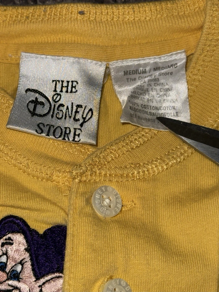 De colección Años 90 Disney Store Henley Blancanieves Siete Enanos Bordado Manga Corta L Foto 3 de 4