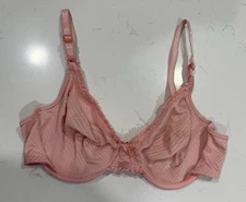 Vintage Warners Light Pink Bra Unlined Size 34B Underwire Frilly Ruffles