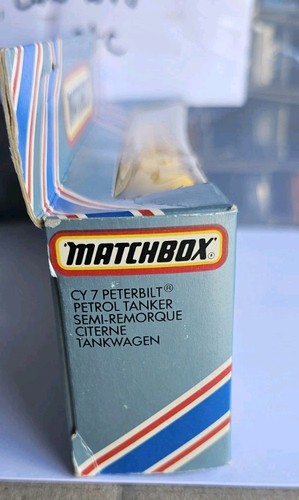MATCHBOX 1983 TEAM CONVOY CY7 PETERBILT TANKER SUPERGAS NEGRO CASI COMO NUEVO CAJA USADO - Imagen 6 de 7