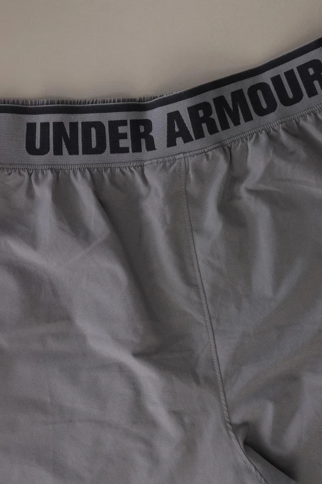 ✨ under armour Shorts Shorts für Herren Gr. 52, L grau aus Polyester ✨ - Bild 3 von 4