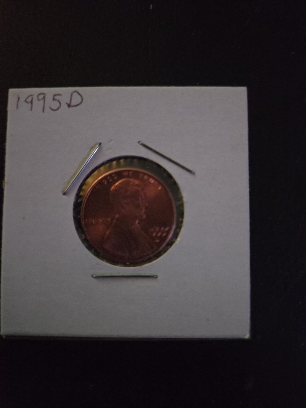 1995-D Lincoln Memorial Cent Penny holds a decent numismatic value, uncirculated
