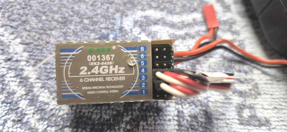 E_Sky RC 2.4 GHz Sender Empfänger Set 6 Kanal für Hubschrauber Helikopter - Bild 2 von 4