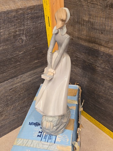 Lladro 4922 Sea Breeze Brisa Marina 14" Wysoka porcelana Ret. Figurka Hiszpania W/Box - Zdjęcie 6 z 11