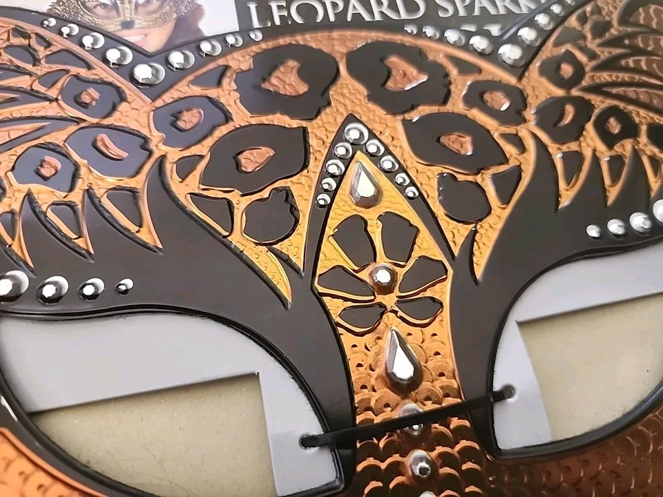 Máscara de brilho leopardo feltro plástico macio tamanho único vestido de Halloween - Imagem 3 de 4