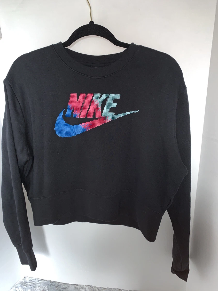 Nike logo deals print sweatshirt