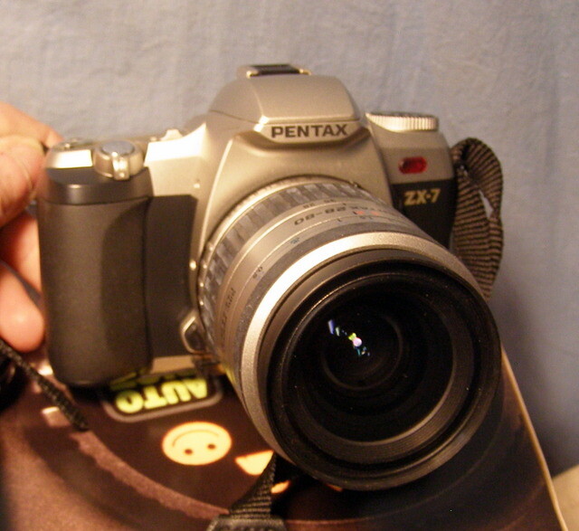 『L』 PENTAX ZX-7 - 35mm SLR Camera Outfit w ORIGINAL BOX ++ NICE