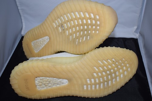 Size 9.5 - adidas Yeezy Boost 350 V2 Low Cream White / Triple White - CP9366 #1 - Picture 5 of 5
