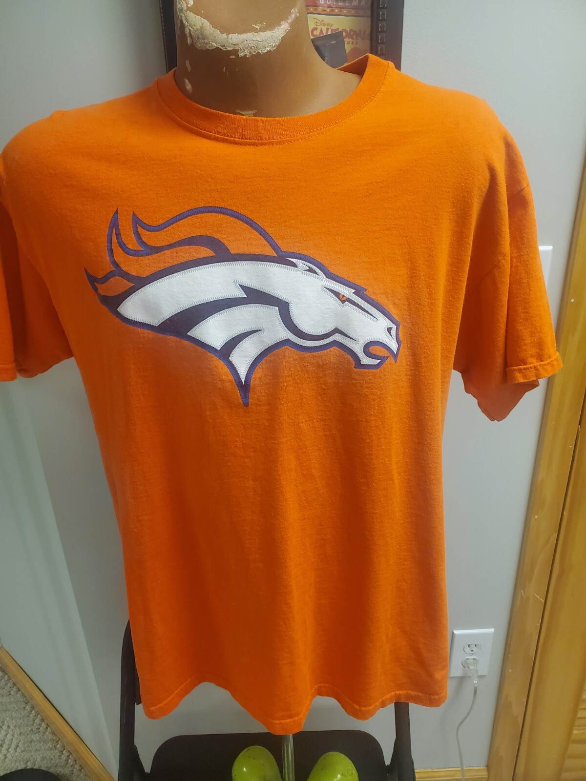 Picture 2 of 4