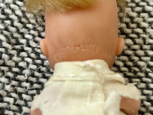 Vintage Sunshine Family Little Sweets Blue Eye Baby Doll Mattel 3 Inch 1973 - Picture 3 of 5