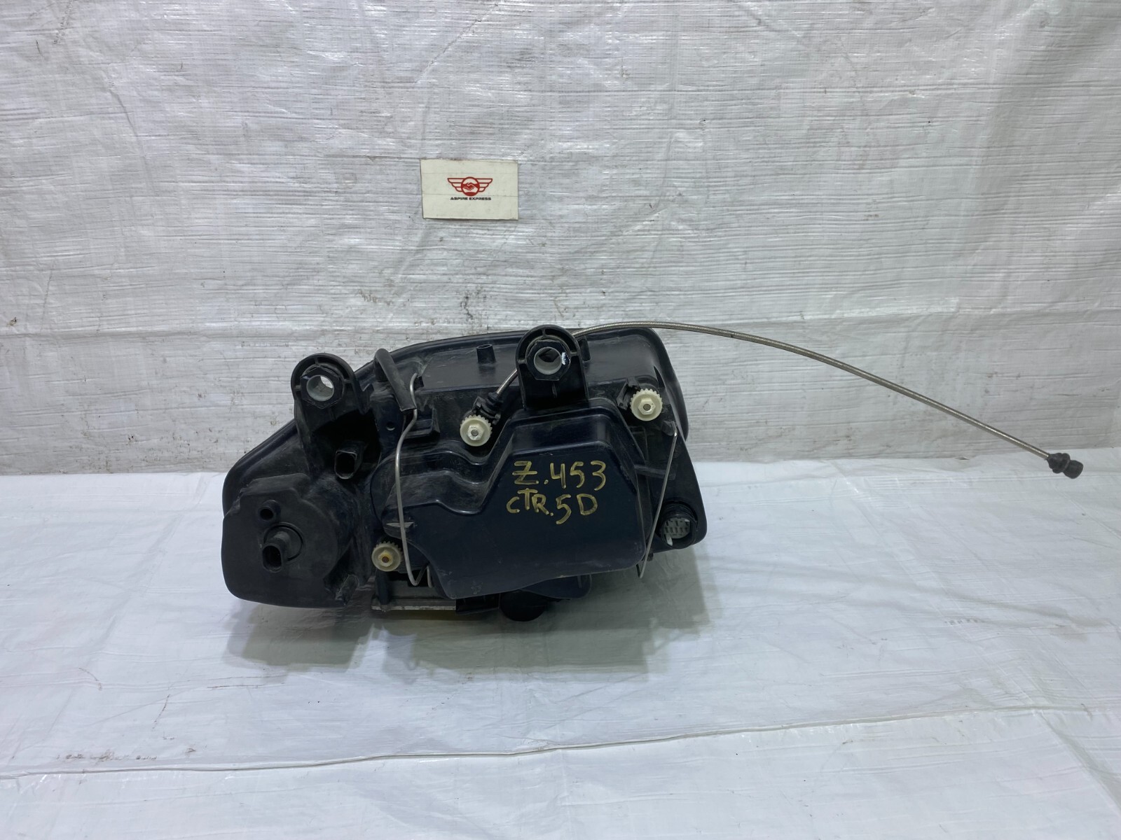 2005-2008 Maserati Quattroporte Headlight Xenon Head Lamp Left Driver Side OEM