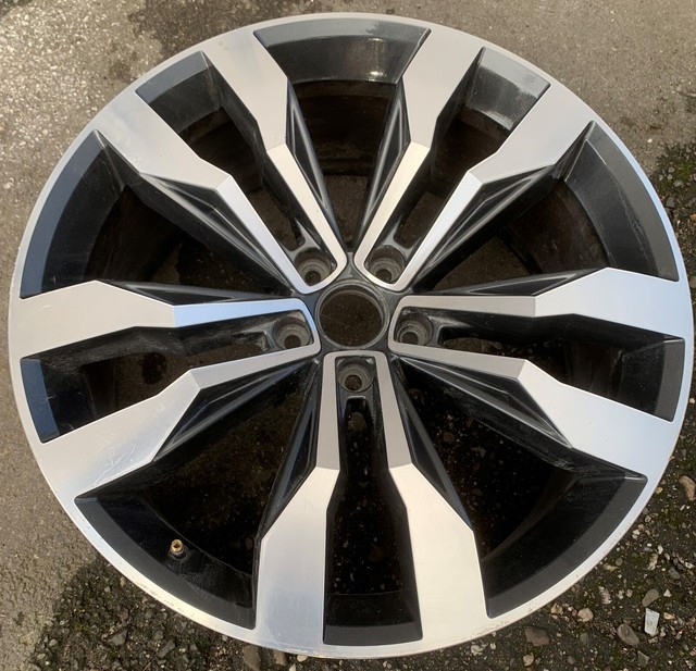 Genuine Set Alloy Rims 20 Inch VW Volkswagen Tiguan 5n Suzuka for sale ...