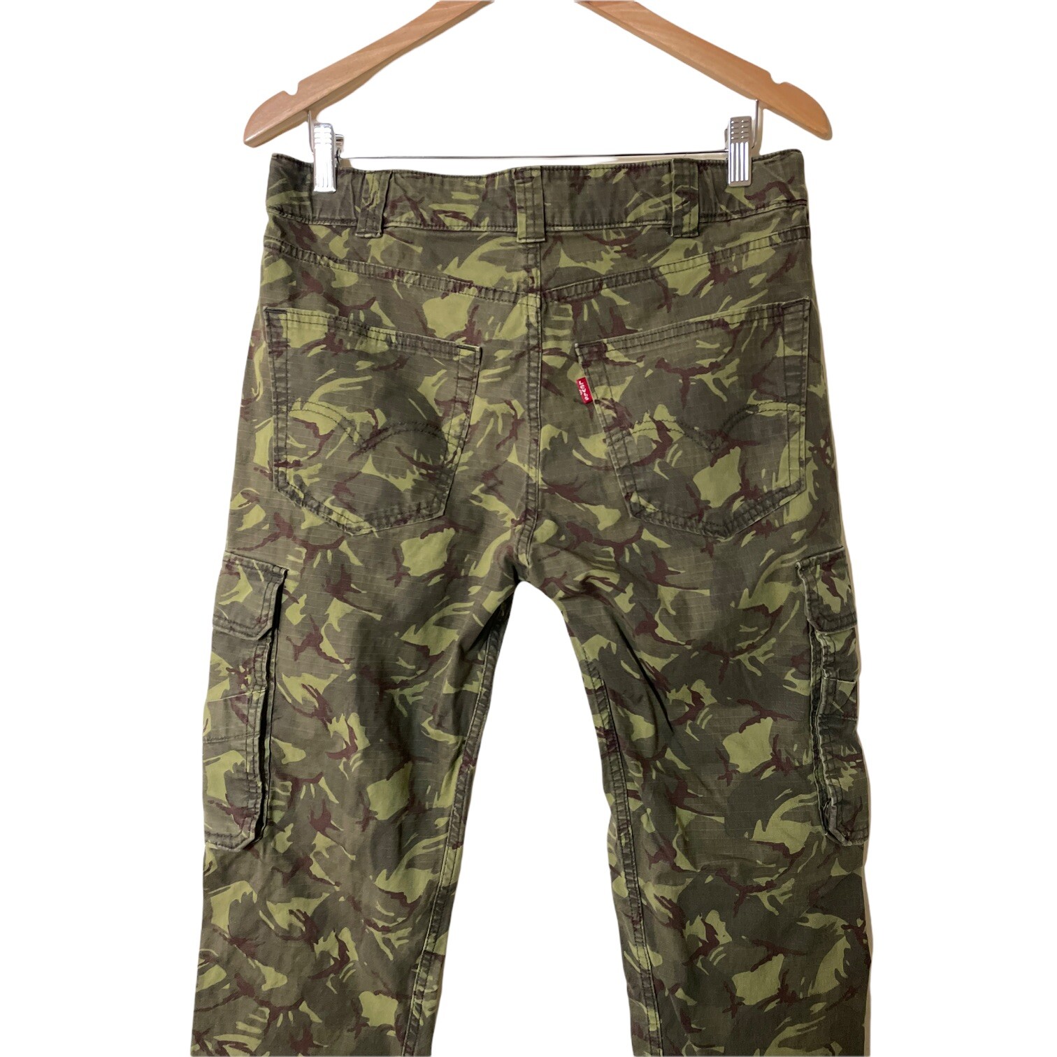 Levis 502 Taper Fit Hybrid Cargo Camo Mens Pants Adju… Gem
