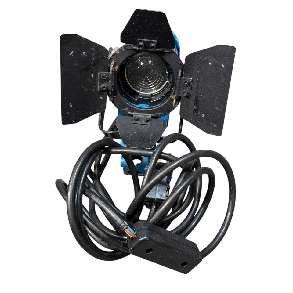 ARRI 150 Fresnel Lights Lot of 3 Tungsten Film Video Barn Doors Made in Germany - Image 3 of 4