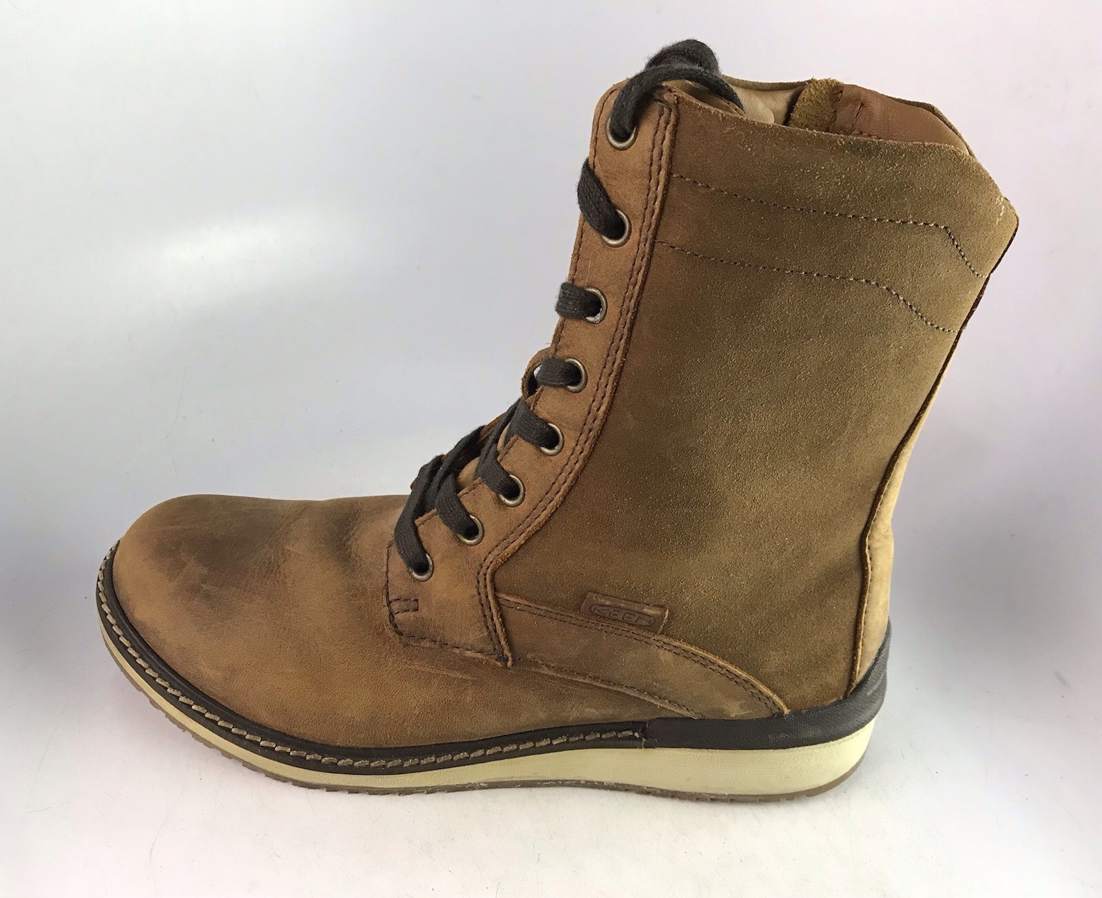 Stivali Keen Bailey stringati donna cognac pelle premium isolati taglia 8 5 US