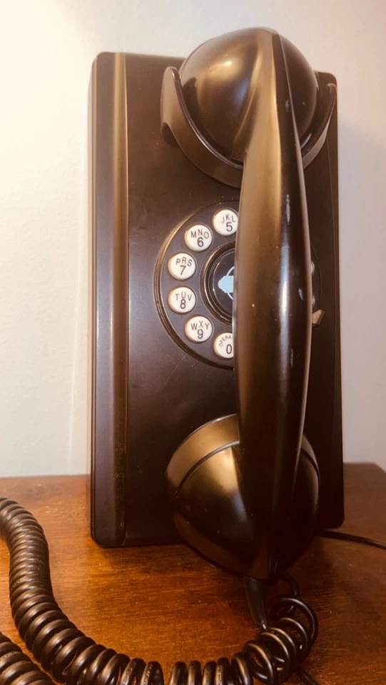 NICE CROSLEY RETRO VTG replica CR55-BK Crosley 302 Wall Phone Black=Bell Ringer  - Image 2 of 4