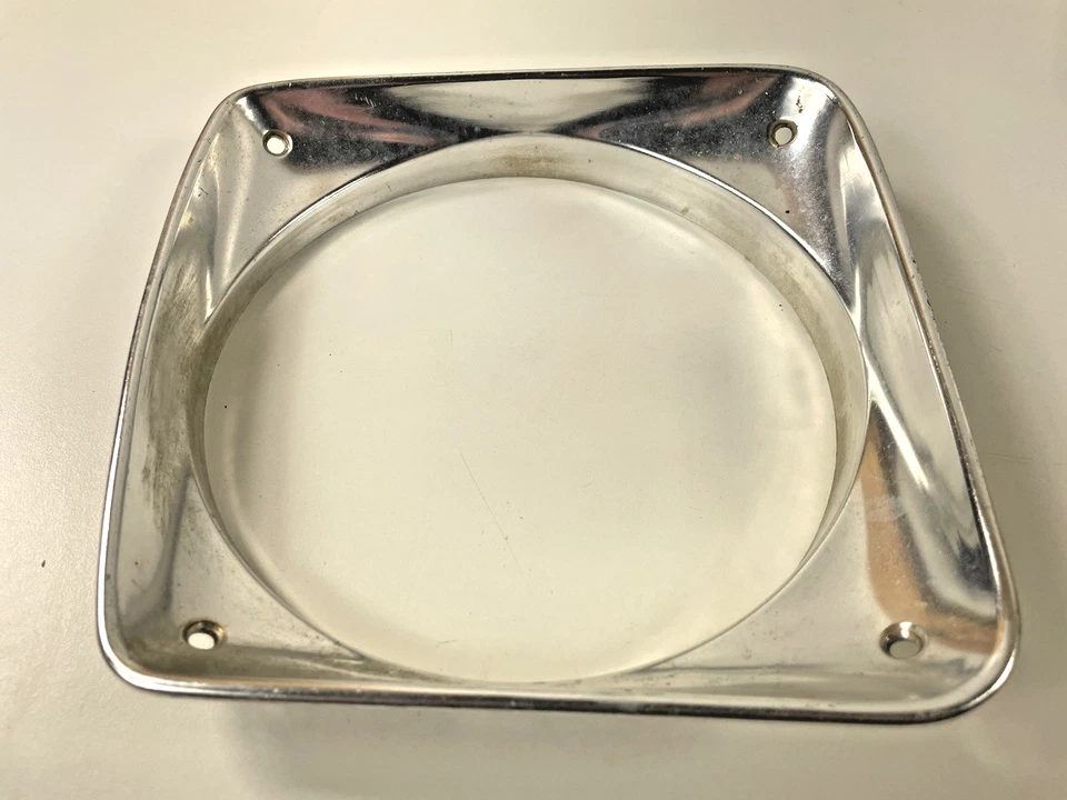 1972- 1976 Dodge Truck & Ramcharger Headlight Bezels 3494217-L & 3494216-R PAIR - Image 4 of 4