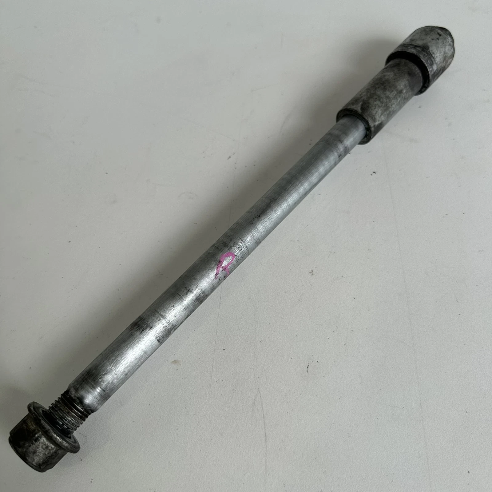 AXLE, REAR