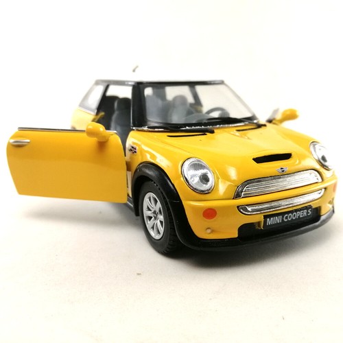 Mini Cooper S British Flag Top Die-Cast Model Car Kinsmart 1:28 Toy Collection 1 - Picture 4 of 60