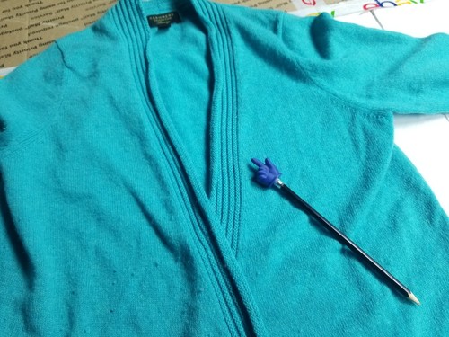 Cashmere Charter Club Womens Blue Cardigan Sweater Size Medium Distressed Pics - Picture 11 of 15