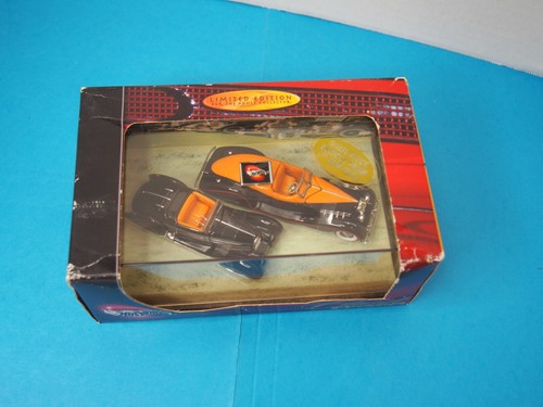 Hot wheels Classic bodies 2 car set Duesenberg & Bugatti - Picture 3 of 4