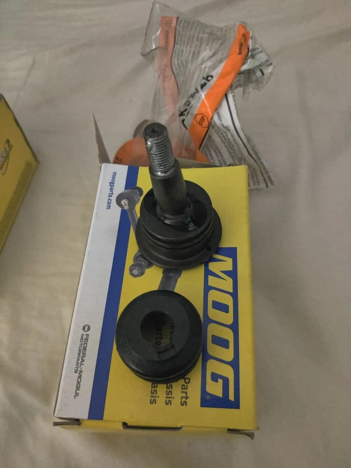 CONJUNTO DE 2 juntas esféricas de suspensão Moog K500128 - Imagem 2 de 2