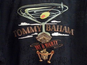 NWOT TOMMY BAHAMA EMBROIDERED 100% SILK "DRY & MIGHTY" MENS CASINO BOOZE SHIRT L