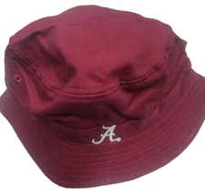 Two Feet Ahead Baby Alabama Crimson Tide Marron Infant Bucket Hat Cap