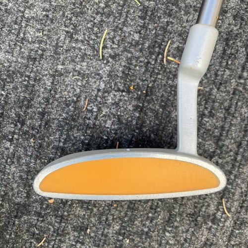 Walter Hagen Jr Series III 3 Junior Putter Boys Girls About 32” overall length - Picture 2 of 14