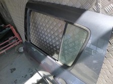 Porte arrière et accessoires Suzuki SWIFT